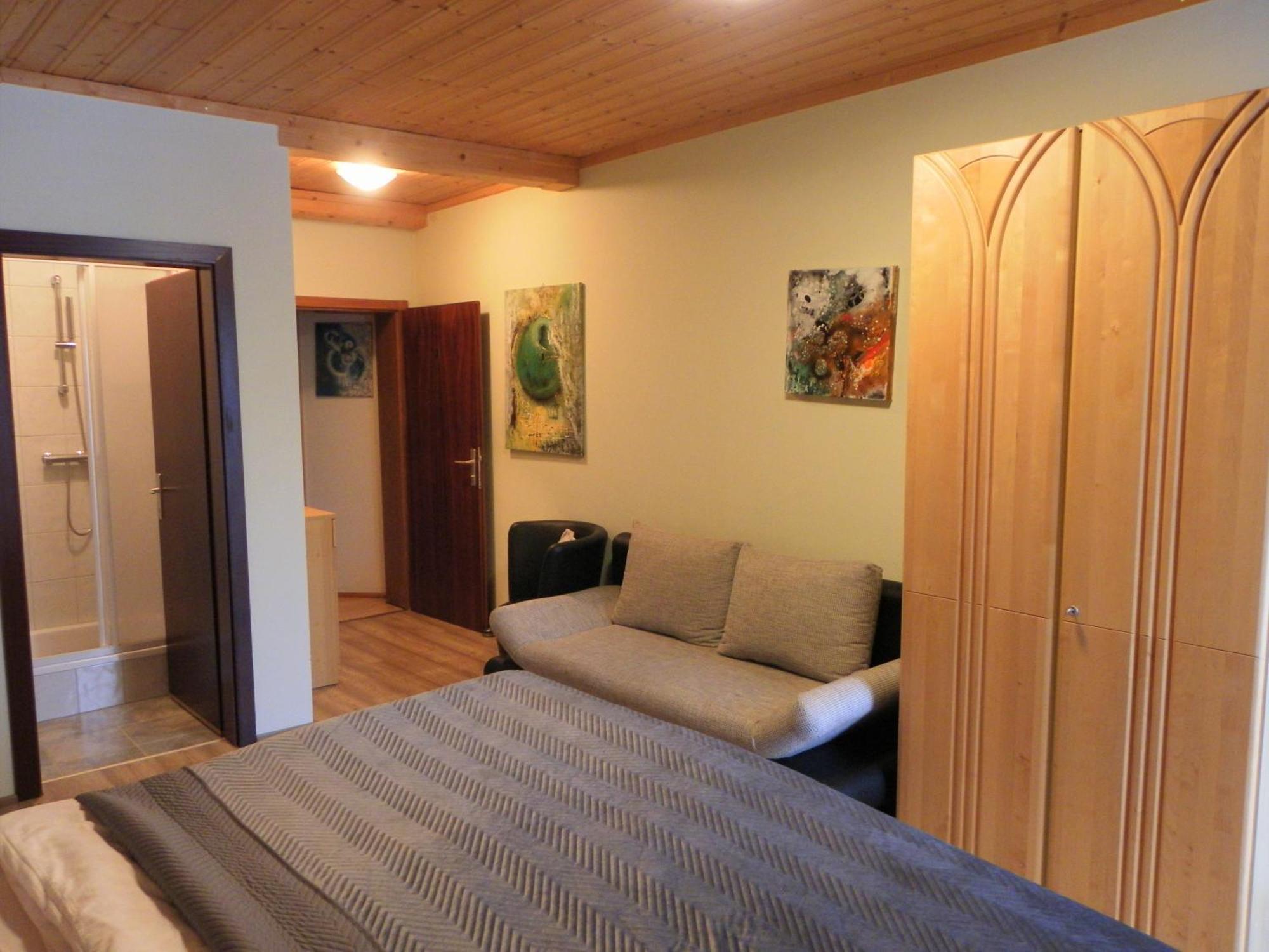 Zum Wasserfall Apartment *